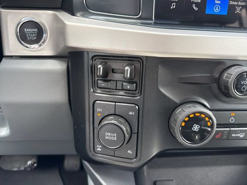 Used 2024 Ford F250 XLT w/ XLT Premium Package AWD/4WD image 27