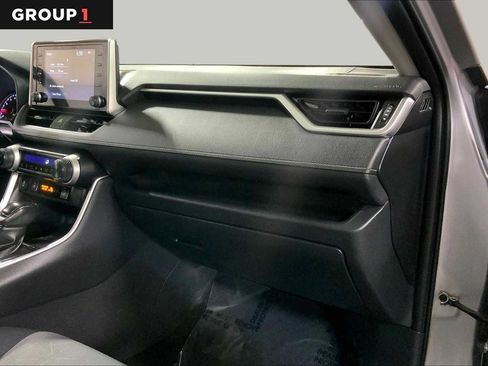 Used 2019 Toyota RAV4 XLE w/ Convenience Package AWD/4WD image 19