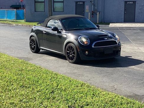 Used 2014 MINI Cooper Roadster S w/ Sport Package image 13