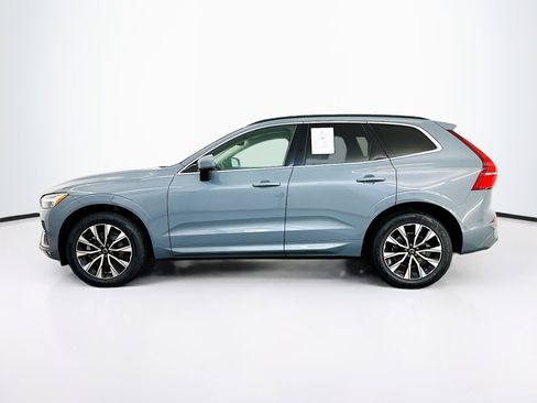 Used 2023 Volvo XC60 B5 Core w/ Climate Package image 4