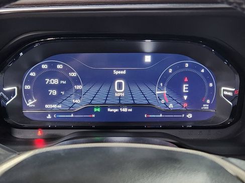 Used 2022 GMC Yukon Denali RWD image 35