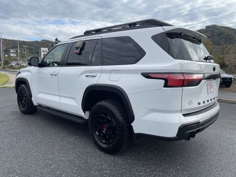 Used 2025 Toyota Sequoia TRD Pro image 4