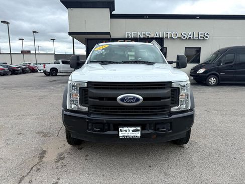 Used 2019 Ford F450 XL image 3
