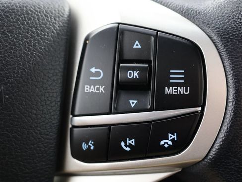Used 2021 Ford Explorer XLT w/ Equipment Group 202A AWD/4WD image 12