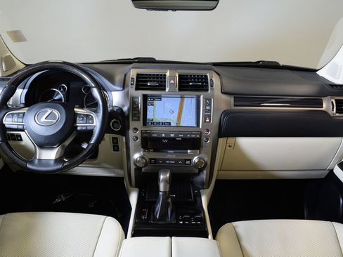 Used 2021 Lexus GX 460 Premium w/ Premium Package AWD/4WD image 16