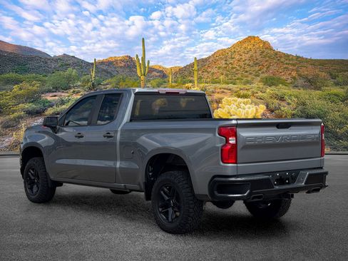 Used 2019 Chevrolet Silverado 1500 Custom Trail Boss w/ Custom Convenience Package AWD/4WD image 7