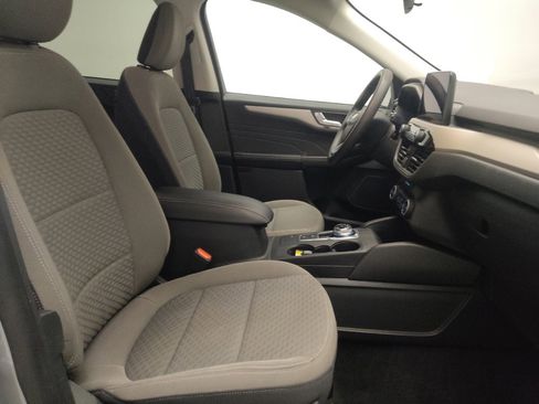 Used 2021 Ford Escape SE image 21