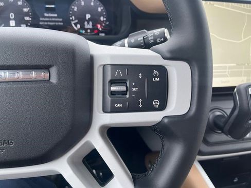 New 2026 Land Rover Defender 130 X-Dynamic SE AWD/4WD image 28