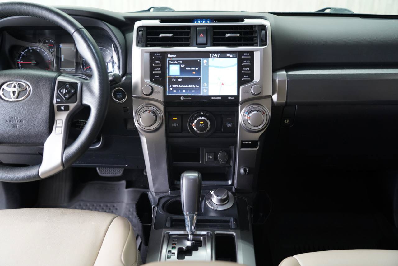Used 2022 Toyota 4Runner SR5 Premium w/ Moonroof Package AWD/4WD image 18