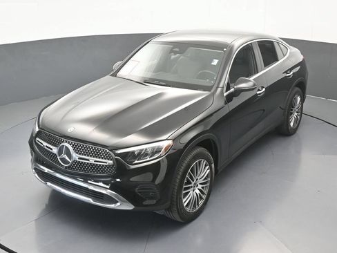 Used 2025 Mercedes-Benz GLC 300 4MATIC image 48