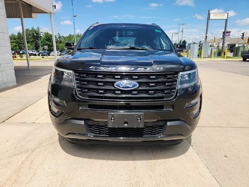 Used 2016 Ford Explorer Sport AWD/4WD image 3