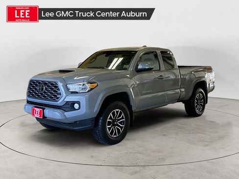 Used 2021 Toyota Tacoma TRD Sport image 1