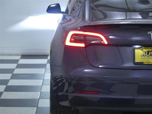 Used 2023 Tesla Model 3 Performance AWD/4WD image 28