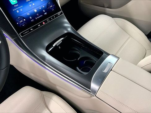 New 2026 Mercedes-Benz GLC 300 image 27