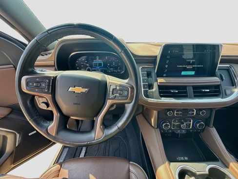 Used 2024 Chevrolet Suburban High Country w/ Advanced Technology Package AWD/4WD image 11