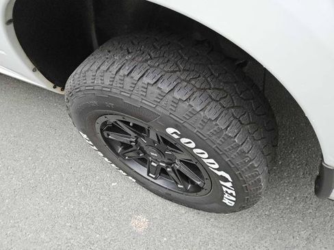 Used 2017 RAM 1500 Tradesman w/ Power & Remote Entry Group AWD/4WD image 12
