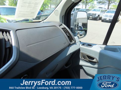 Used 2016 Ford Transit 350 XLT RWD image 19