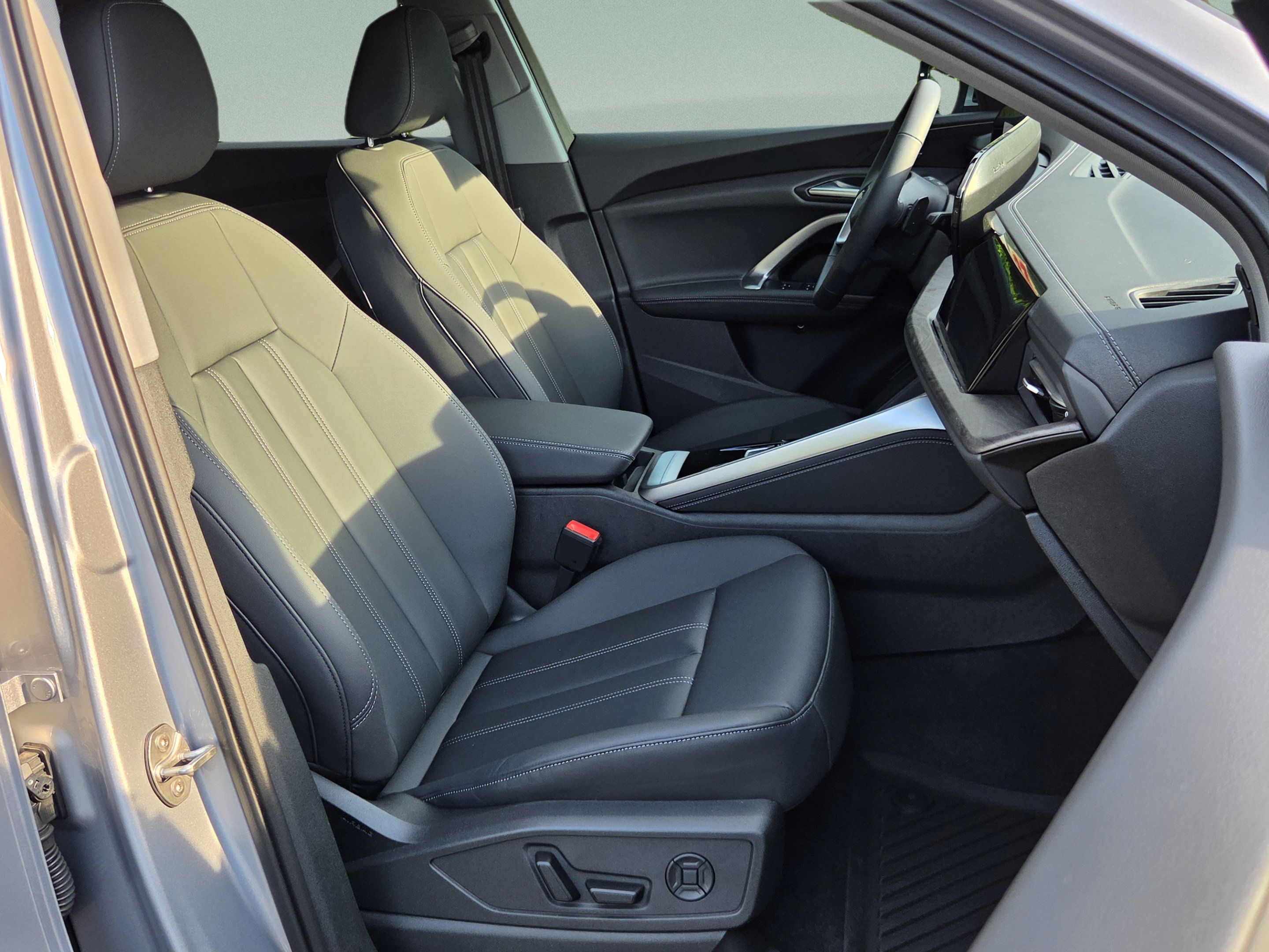 Used 2026 Audi Q5 Premium Plus AWD/4WD image 15