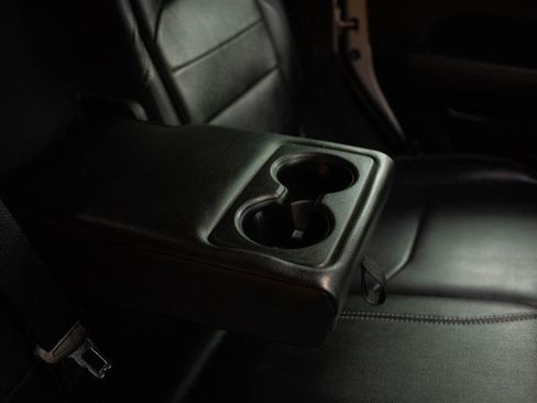 Used 2023 Jeep Wrangler Unlimited Sahara w/ Cold Weather Group image 16