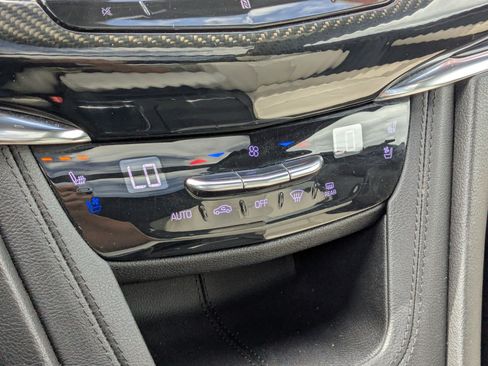 Used 2021 Cadillac XT6 Sport AWD/4WD image 25