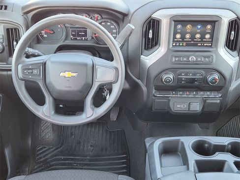 Used 2022 Chevrolet Silverado 1500 Custom image 25