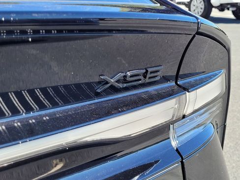 New 2026 Toyota Prius Plug-In Hybrid image 11