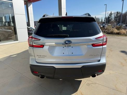 Used 2023 Subaru Ascent Premium image 6