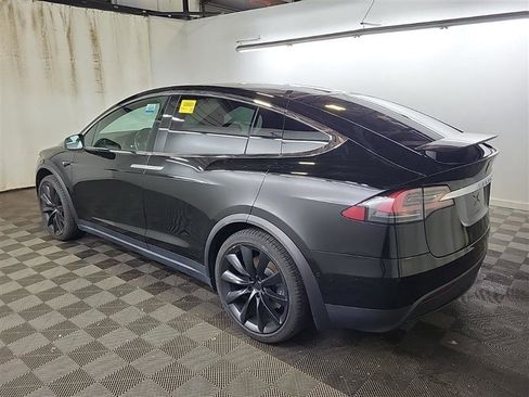 Used 2021 Tesla Model X Long Range image 9