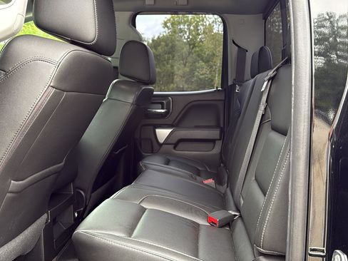 Used 2018 Chevrolet Silverado 1500 LTZ Z71 AWD/4WD image 27