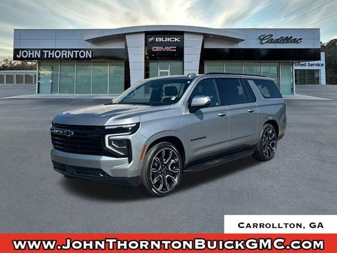 Used 2025 Chevrolet Suburban RST w/ RST Capability Package AWD/4WD image 1