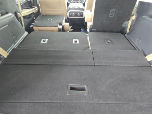 Used 2024 Ford Expedition Limited AWD/4WD image 18