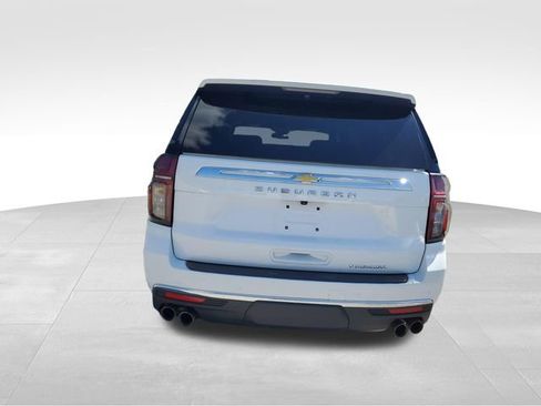 Used 2023 Chevrolet Suburban Premier RWD image 5