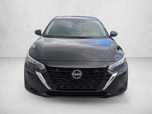 Used 2024 Nissan Sentra SV image 2