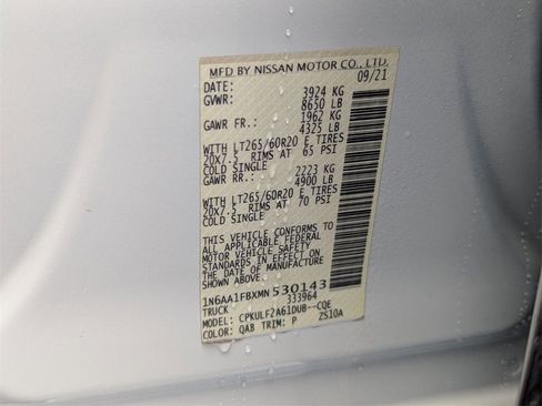 Used 2021 Nissan Titan Platinum Reserve w/ Moonroof Package image 34