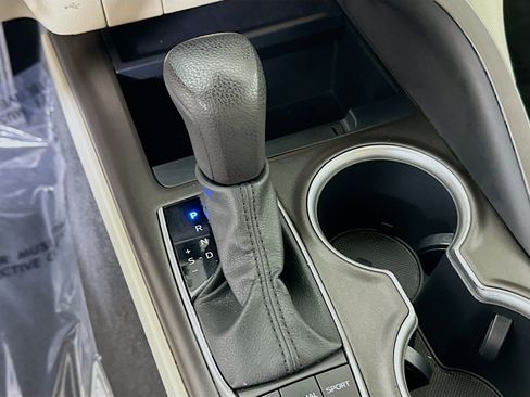 Used 2023 Toyota Camry LE image 20