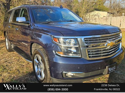 Used 2019 Chevrolet Suburban Premier image 1