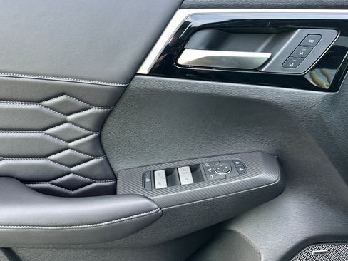 New 2026 Mitsubishi Outlander SEL image 10