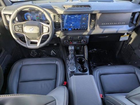 New 2025 Ford Bronco Badlands image 15