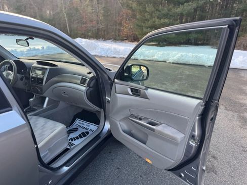 Used 2010 Subaru Forester 2.5X image 17