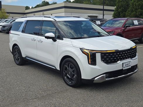 New 2026 Kia Carnival SX image 3