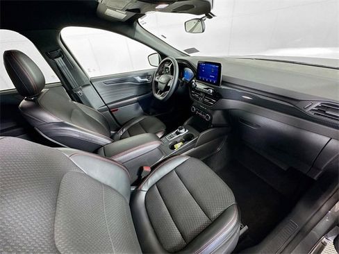 Used 2024 Ford Escape ST-Line image 24