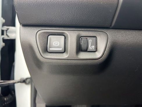 Used 2018 GMC Acadia SLT FWD image 10