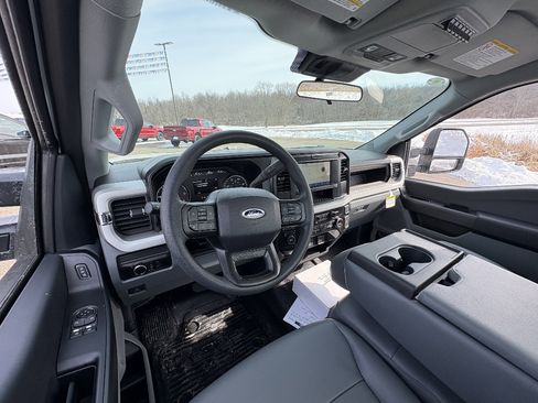 New 2026 Ford F550 4x4 Regular Cab Super Duty w/ Snow Plow Prep Package image 19