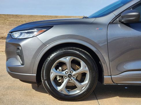 Used 2023 Ford Escape ST-Line w/ Tech Pack #1 image 13