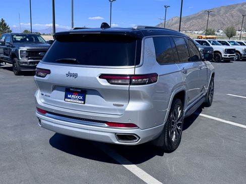 Used 2022 Jeep Grand Cherokee L Summit AWD/4WD image 7