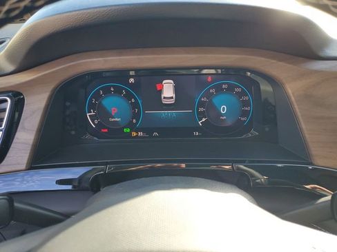 New 2026 Volkswagen Atlas SE image 24