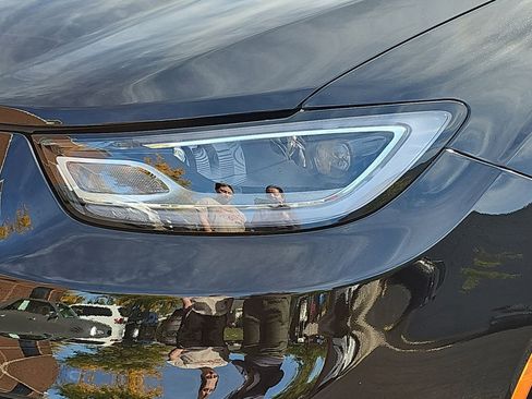 New 2026 Chrysler Pacifica Limited w/ S Appearance Package image 37