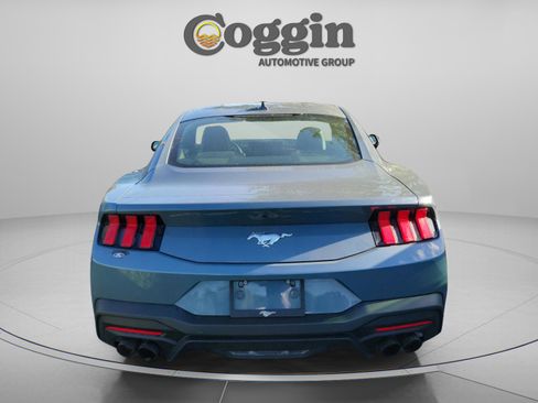 Used 2024 Ford Mustang Coupe RWD image 6