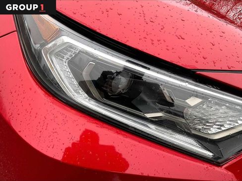 Used 2021 Toyota RAV4 SE image 26