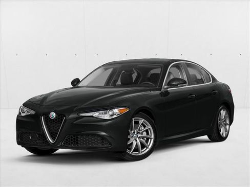 Used 2019 Alfa Romeo Giulia Ti Sport w/ Quick Order Package 22U Sport RWD image 1